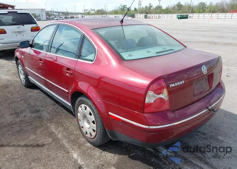 2003 Volkswagen Passat Gl z USA, uszkodzony, nr VIN WVWMD63B03P050348